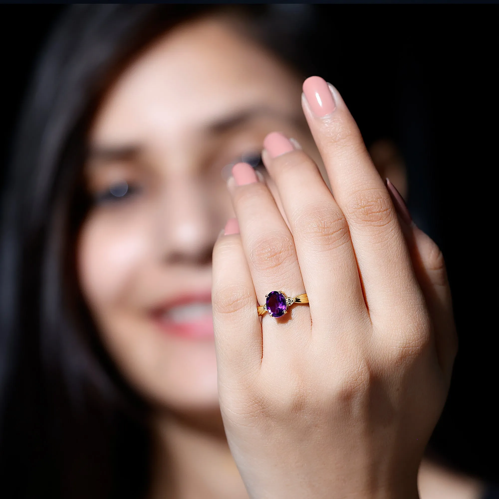 1.25 CT Oval Cut Amethyst Solitaire Ring with Diamond
